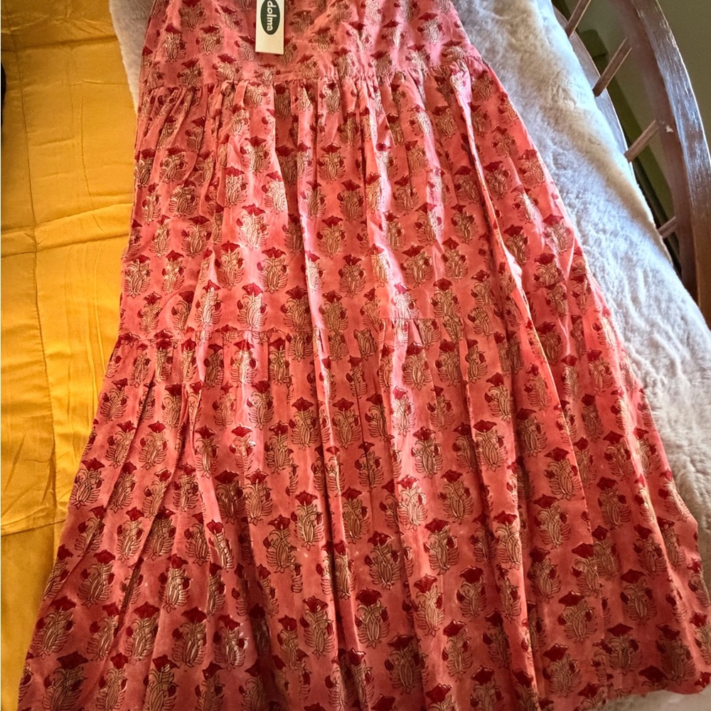 NWT Dolma coral and red skirt
